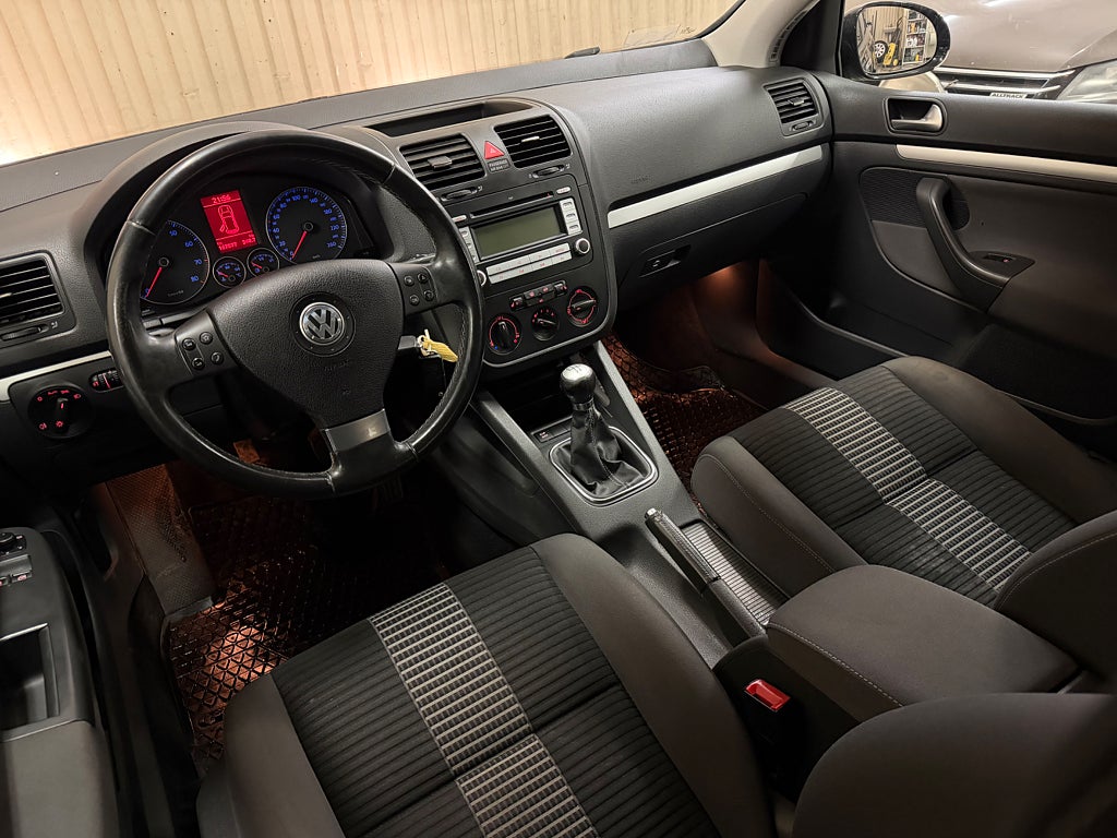Volkswagen Golf 5-dörrar 1.6 Multifuel Trendline Euro 4