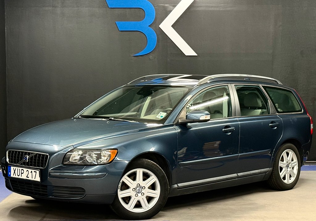 Volvo V50 2.4 Summum | Taklucka | ENDAST 8440 mil | 170hk