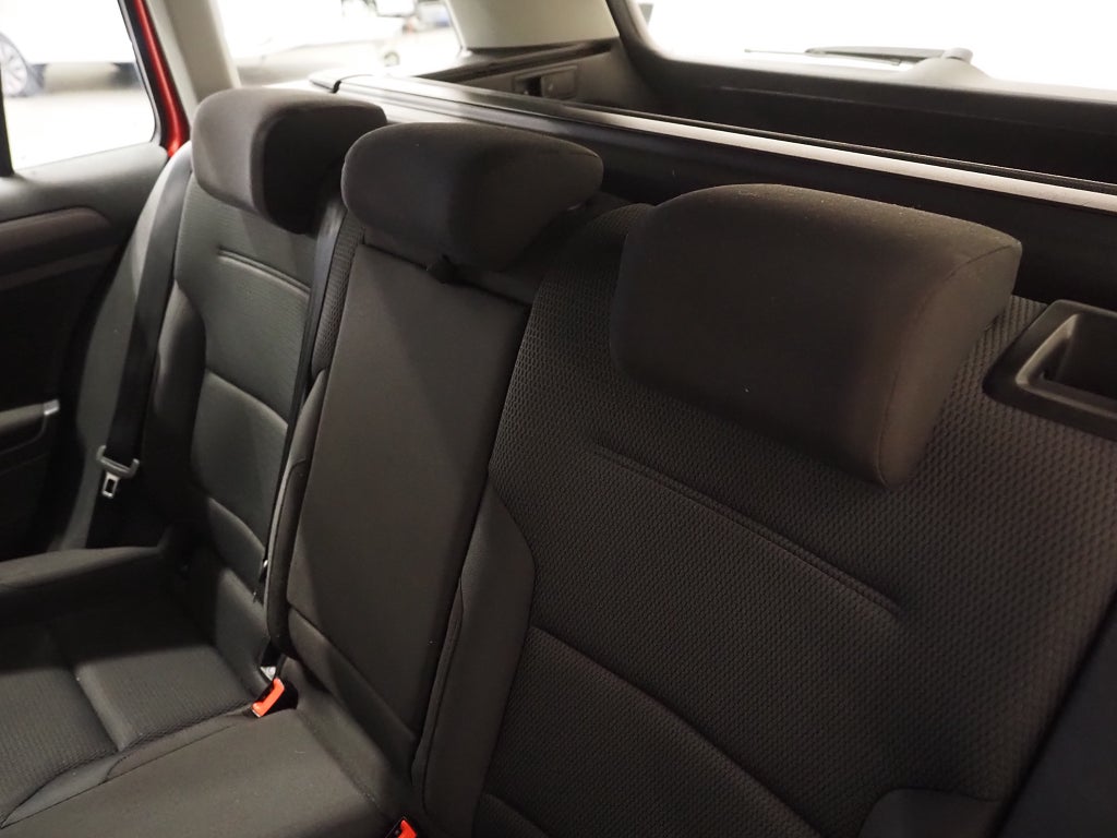 Volkswagen Golf SC 1.0 TSI DSG 110hk P-Sensorer ACC Carplay 2018