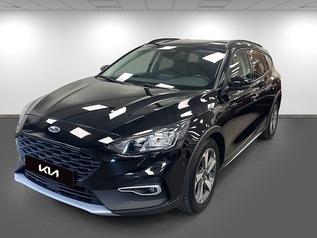 Ford Focus Active Kombi 1.0 125hk - Vinterhjul ingår!