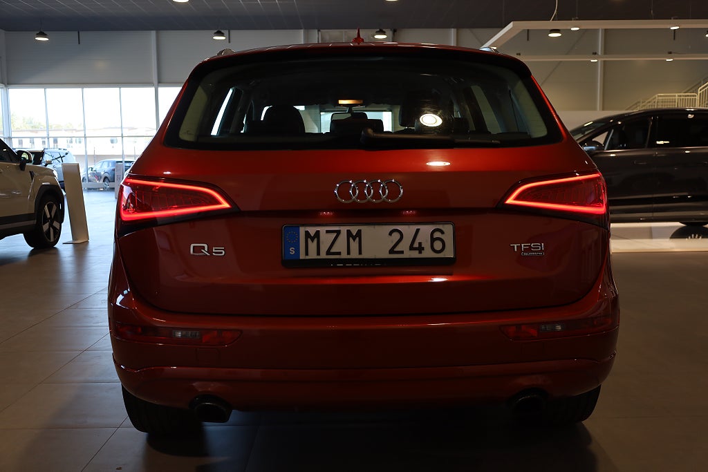 Audi Q5 2.0 TFSI 225HK Quattro AUT Design-PKT Drag Värmare PDC 2013