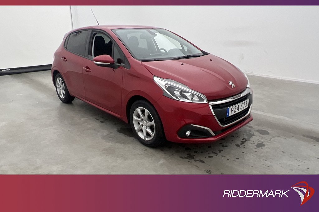 Peugeot 208 1.2 VTi 82hk Värmare Farth Låga Mil