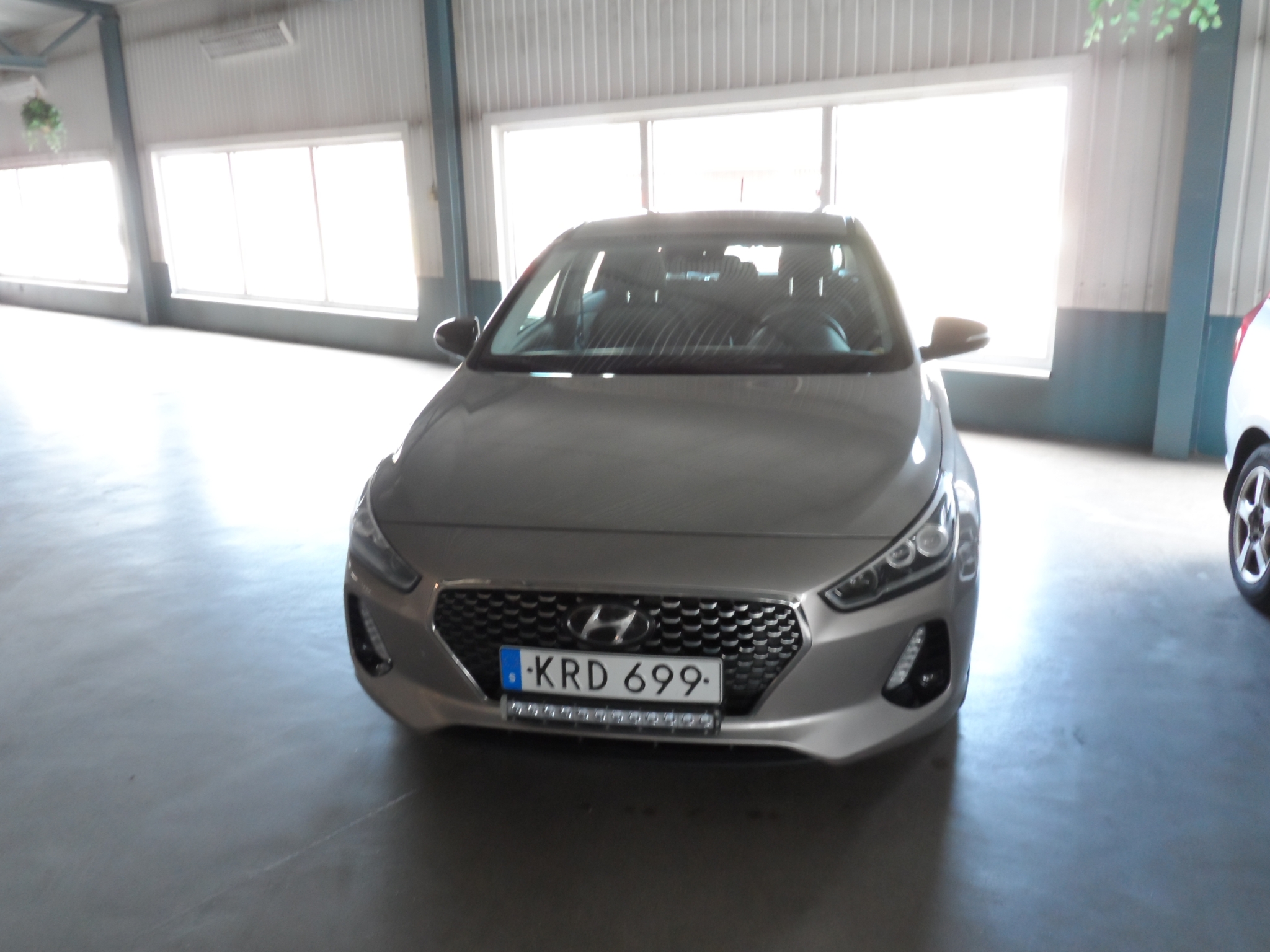 Hyundai i30 1.6 CRDi Euro 6 110hk 5-D 2018, bild 2/36