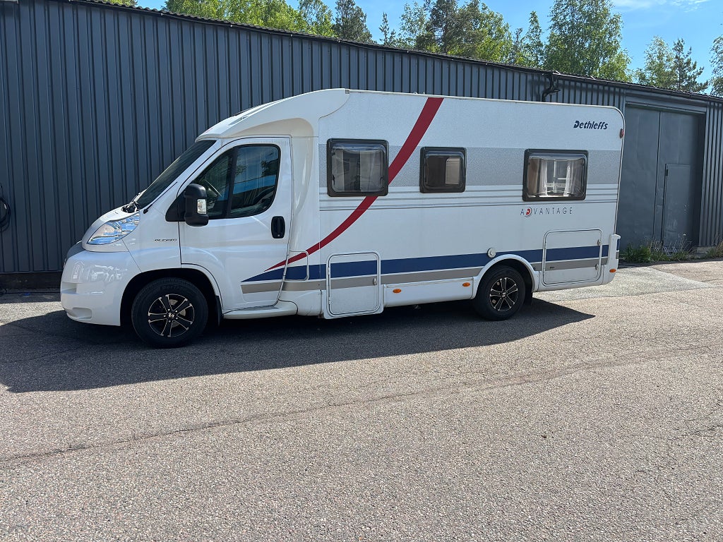 Dethleffs Advantage Face to Face / Solcell / 3500 Kg  / 2949 kr/månaden