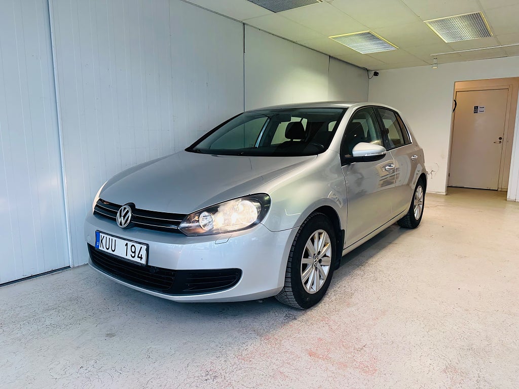 Volkswagen Golf 5-dörrar 1.6 TDI DPF BMT Masters M-värm