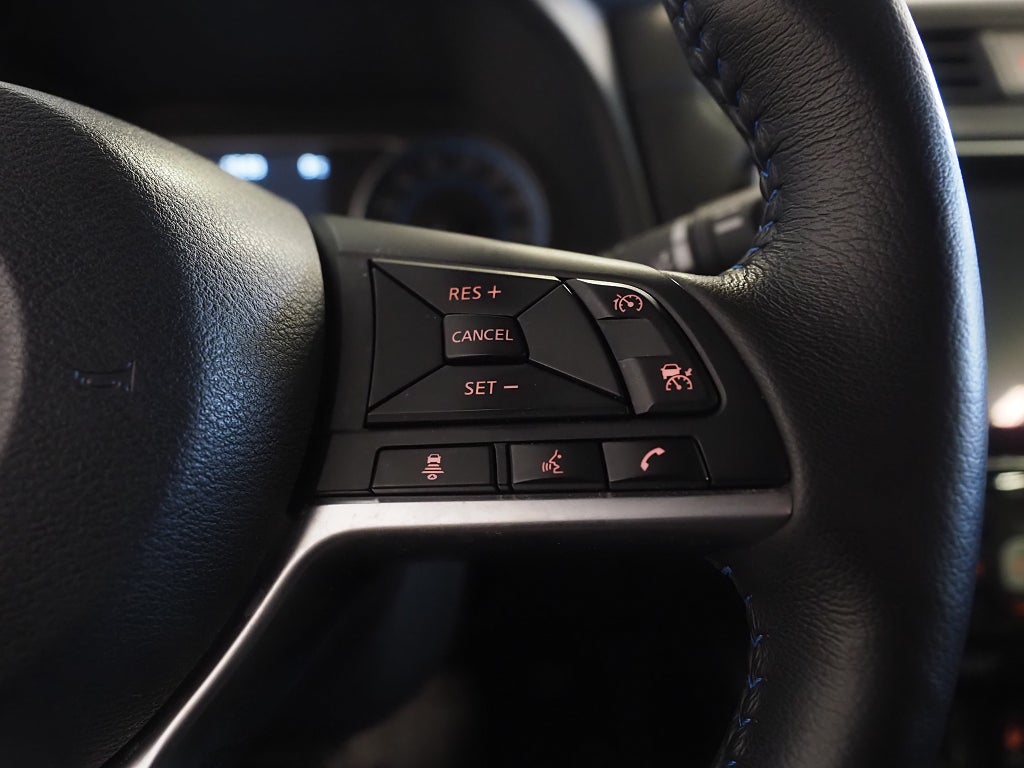 Nissan Leaf N-Connecta 40kWh | Värmepump | 360° Kamera | Moms | Nav 2023
