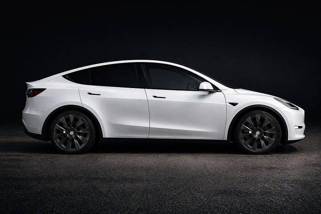 Tesla Model Y Long Range AWD/ Drag /20 tum turbin/Elbilstöd 46.800:-/