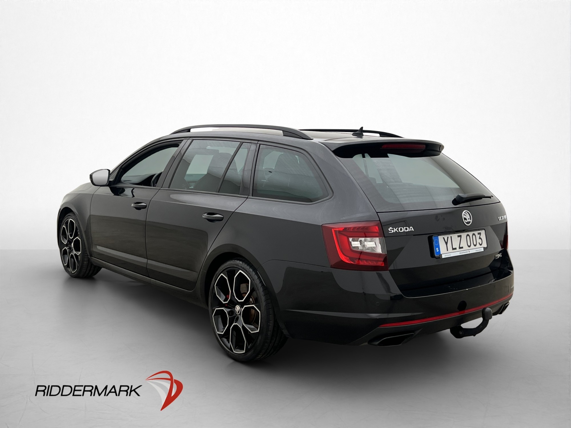 Skoda Octavia RS 245hk Canton Värmare 2018, bild 6/73