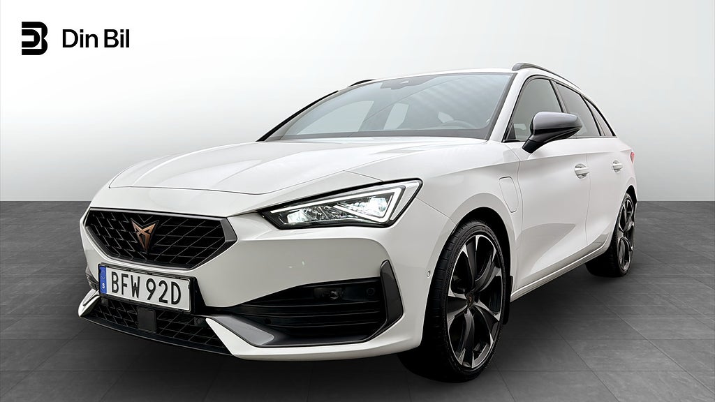 Cupra Leon Sportstourer VZ 1.4 TSI e-HYBRID 245 hk / Drag
