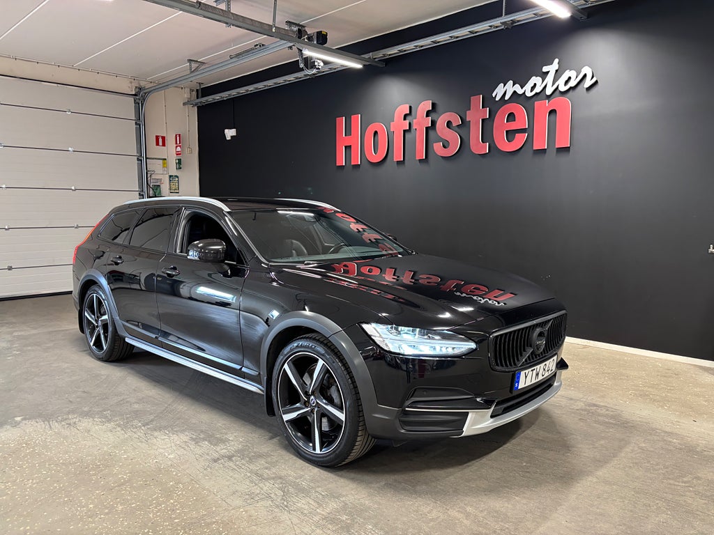 Volvo V90 Cross Country D4 AWD Geartronic Inscription Pro | B-kamera | Värmare 