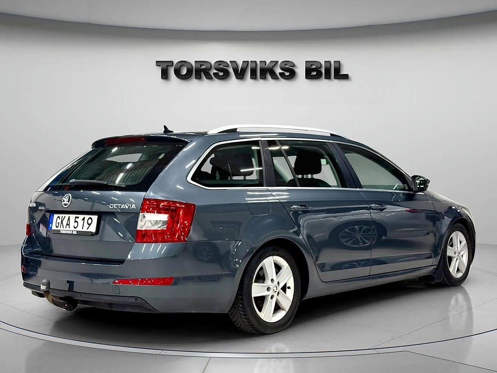 Skoda Octavia Kombi 2.0 TDI Business Edition, Vinterhjul Hemleverans - miniatyr 6