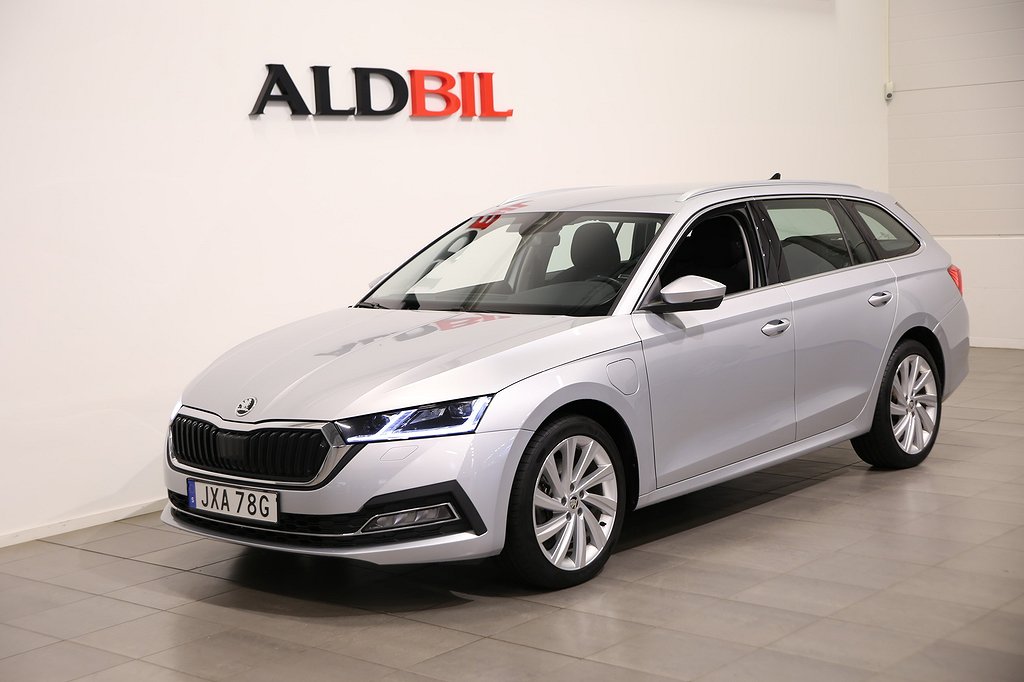 Skoda Octavia iV 204hk Plug-in Hybrid Style DSG / Drag / Backkamera