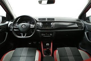 Halvkombi Skoda Fabia 9 av 25