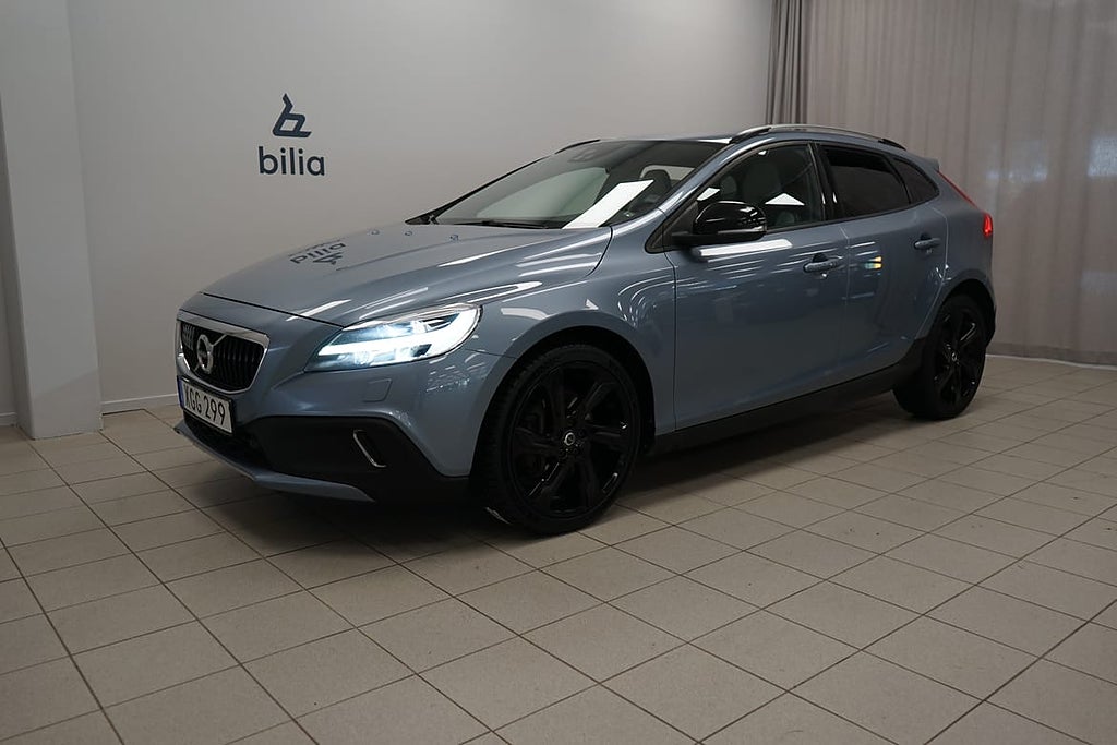 Volvo V40 Cross Country D3 Adv Edition | Adaptiv farthåll...