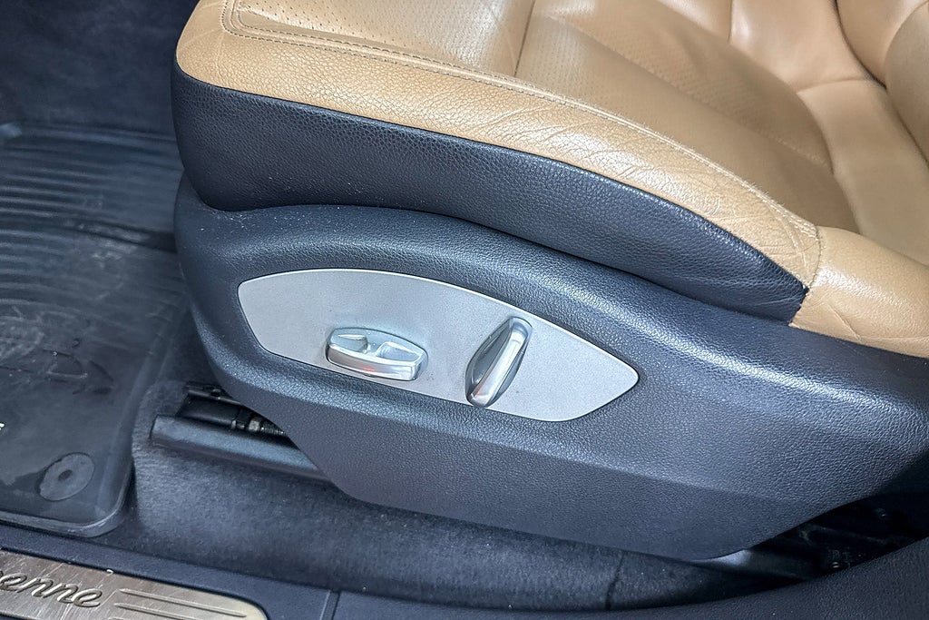 Porsche Cayenne 2016