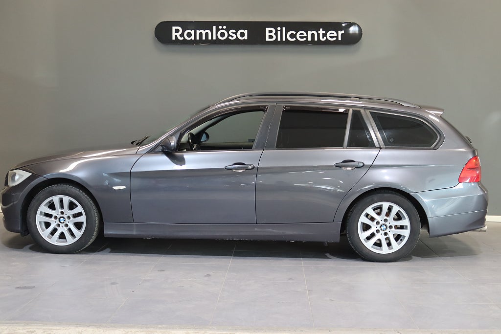 BMW 320 i Touring Advantage