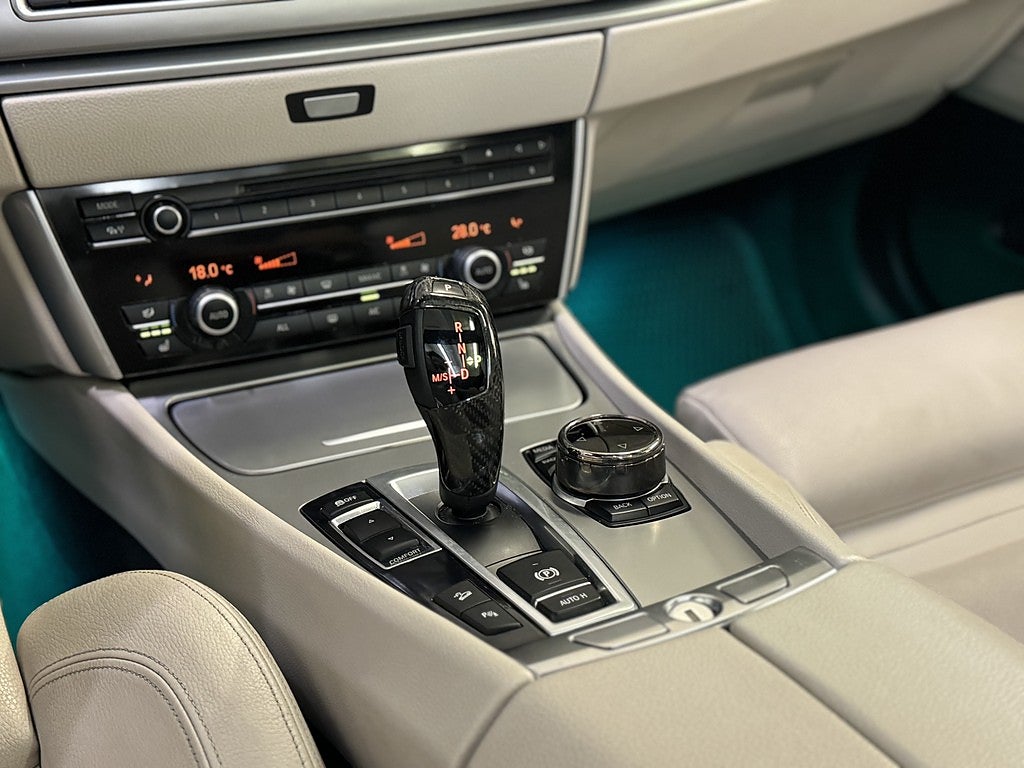 BMW 530D xDrive GT Steptronic M Sport | Pano | Drag | Värmare |