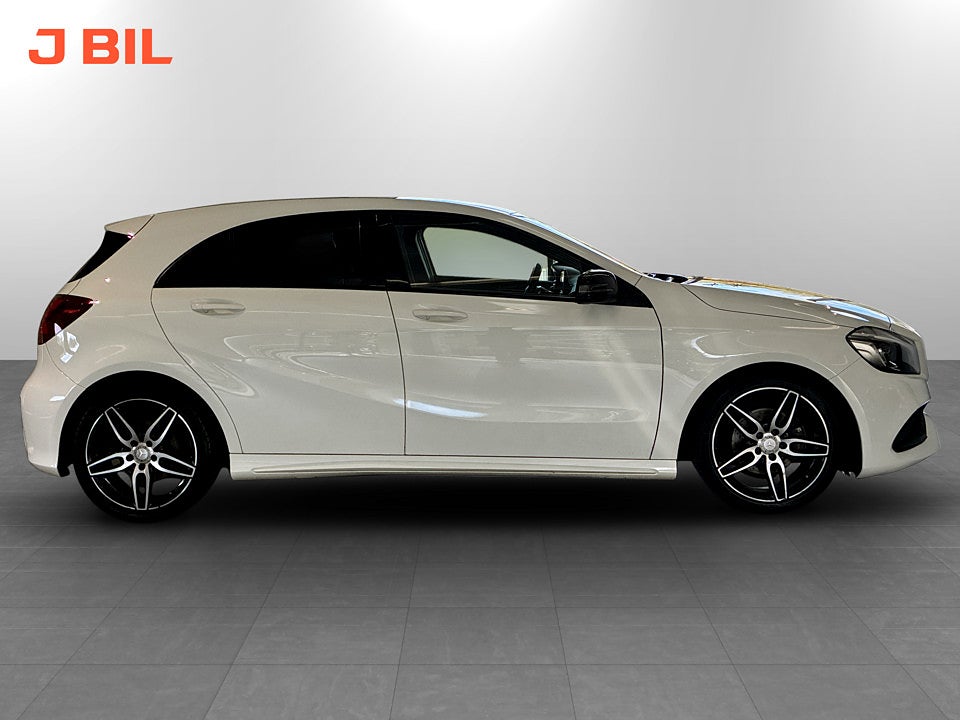 Bild på Mercedes-Benz A180 AMG Line 122hk Aut SPORTSTOLAR BLUETOOTH