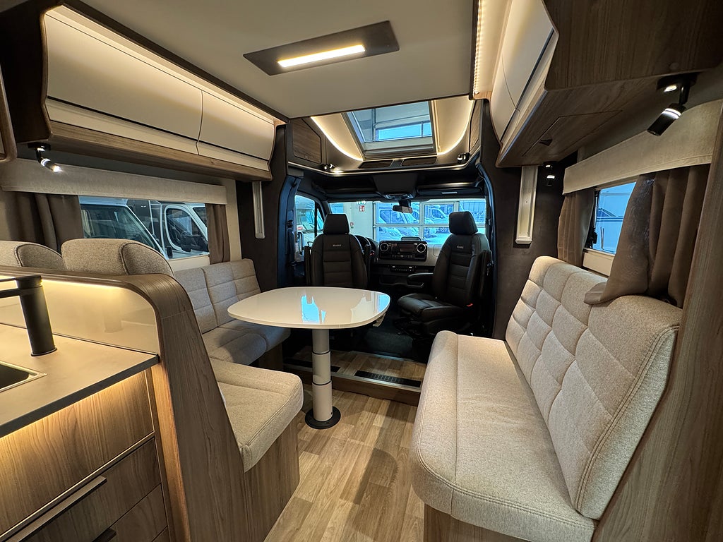 Kabe Travel Master Royal X 780 LXL *Utförsäljning demofordon*