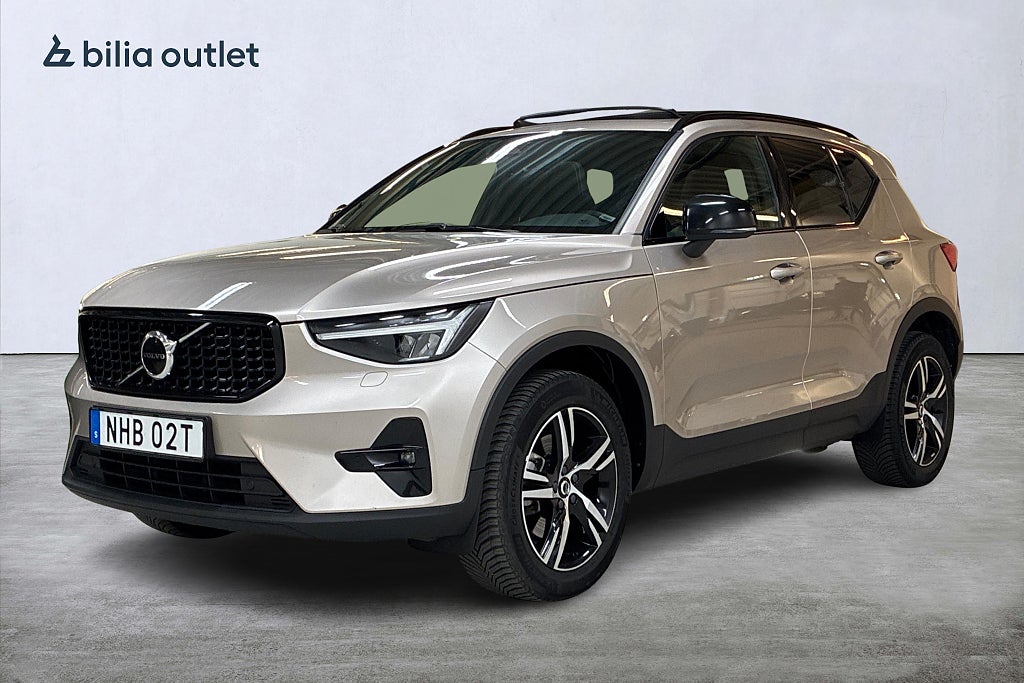 Volvo XC40 B4 Bensin Plus Dark 197hk Panorama Navi BLIS Backkamera
