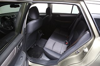 Kombi Subaru Outback 12 av 14