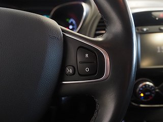 SUV Renault Captur 14 av 17
