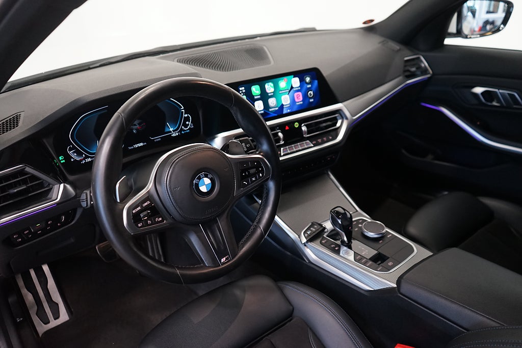 BMW 330e Touring M sport Carplay Dragkrok 292hk 4.99% ränta