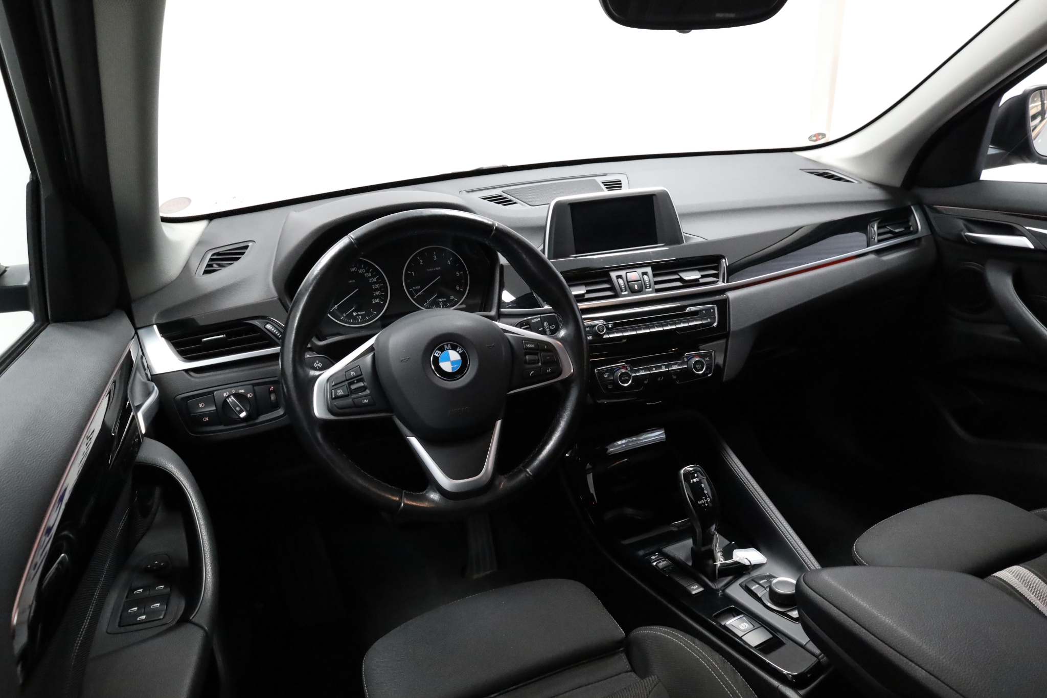 BMW X1 2018, kuva 3/10