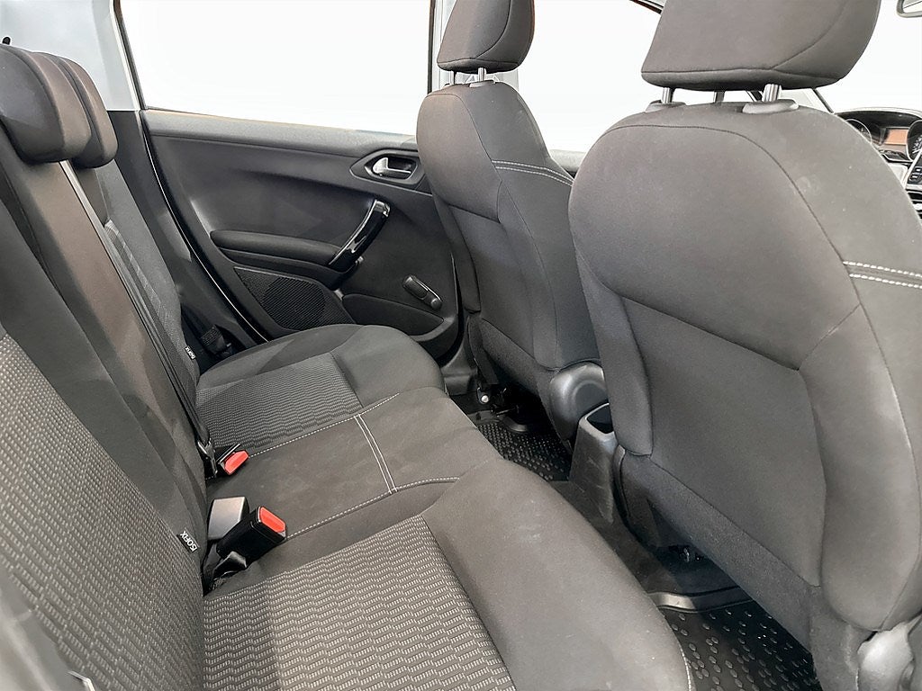 Bild på Peugeot 208 Active 1.2 PT 82hk - BACKSENSORER