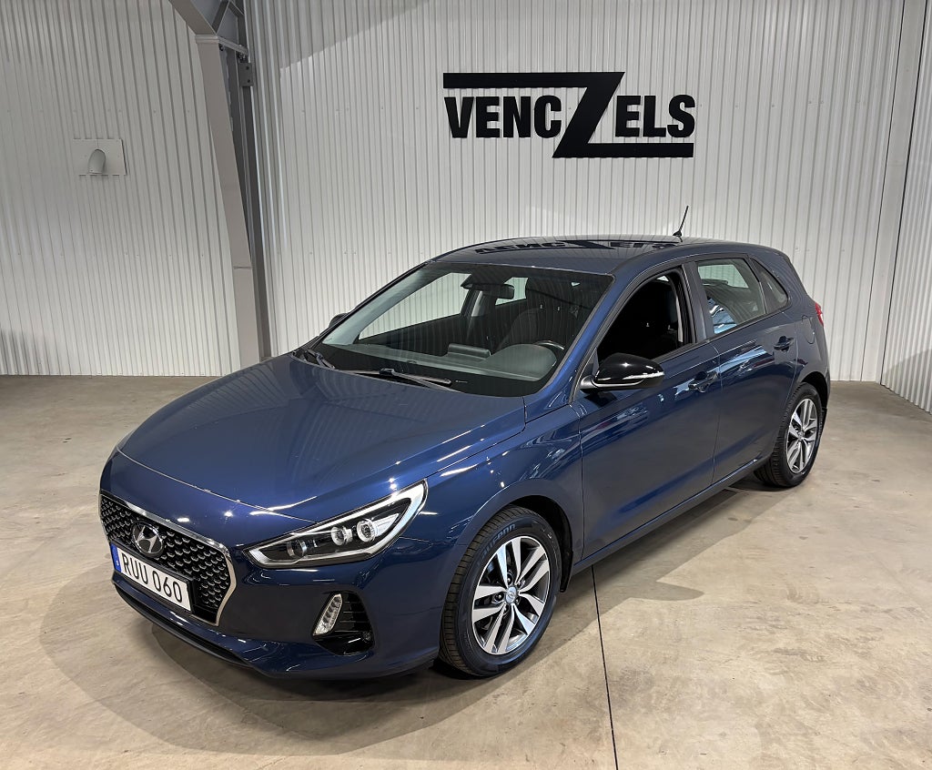 Hyundai i30 1.4 140 hk Comfort Rattvärme Backkamera Kamkedja