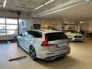 Volvo V60 PLUG-IN T6 AWD R-Design Drag/B-kamera/Mvärmare/S&V
