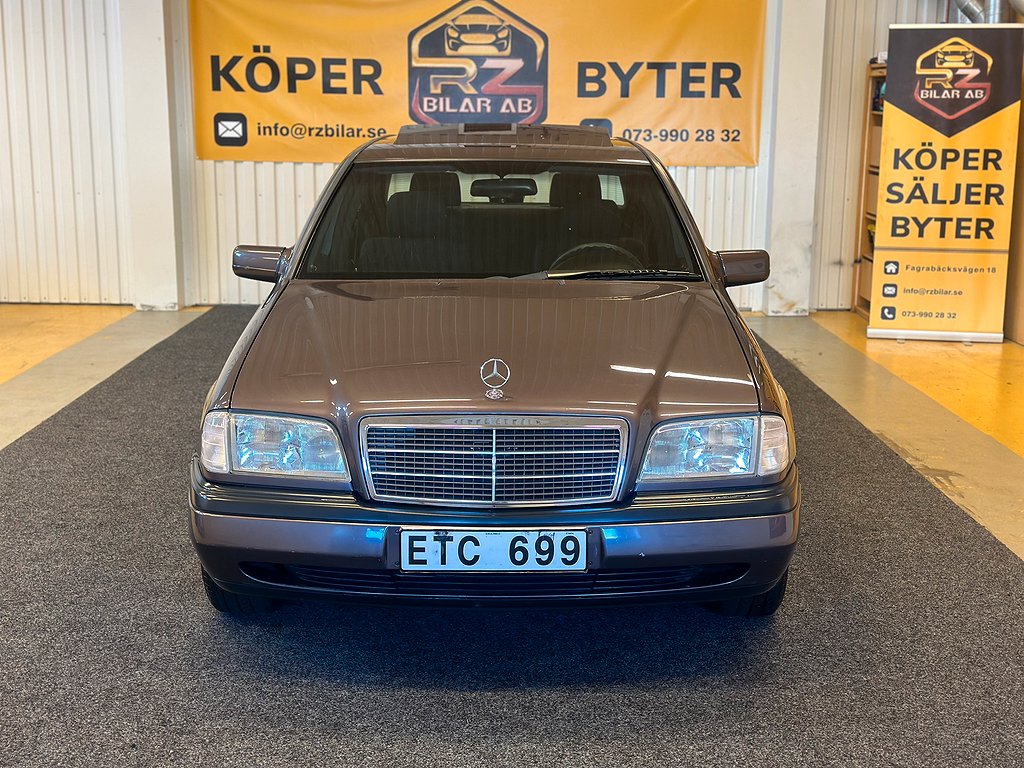 Mercedes-Benz C 180