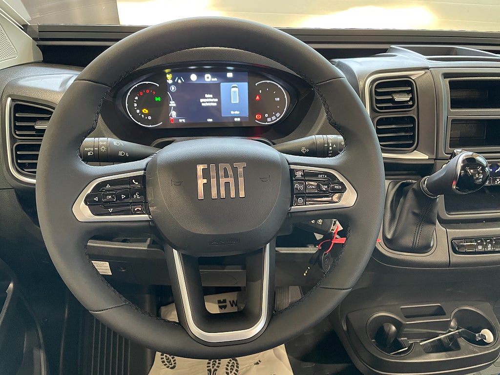 Adria Twin Supreme 640 SGX /ALDE/Automat/Höj & sänkbar säng/ - Adria