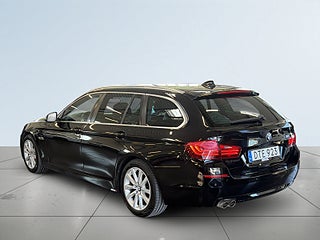 BMW 520d Touring Steptronic S&V-Hjul/Drag/Psens/Helskinn/Navi – bild 5