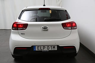 Halvkombi Kia Rio 23 av 23