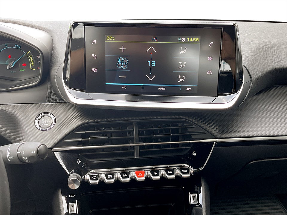Bild på Peugeot E-208 Active 50 kWh 136hk CARPLAY BACKSENSORER