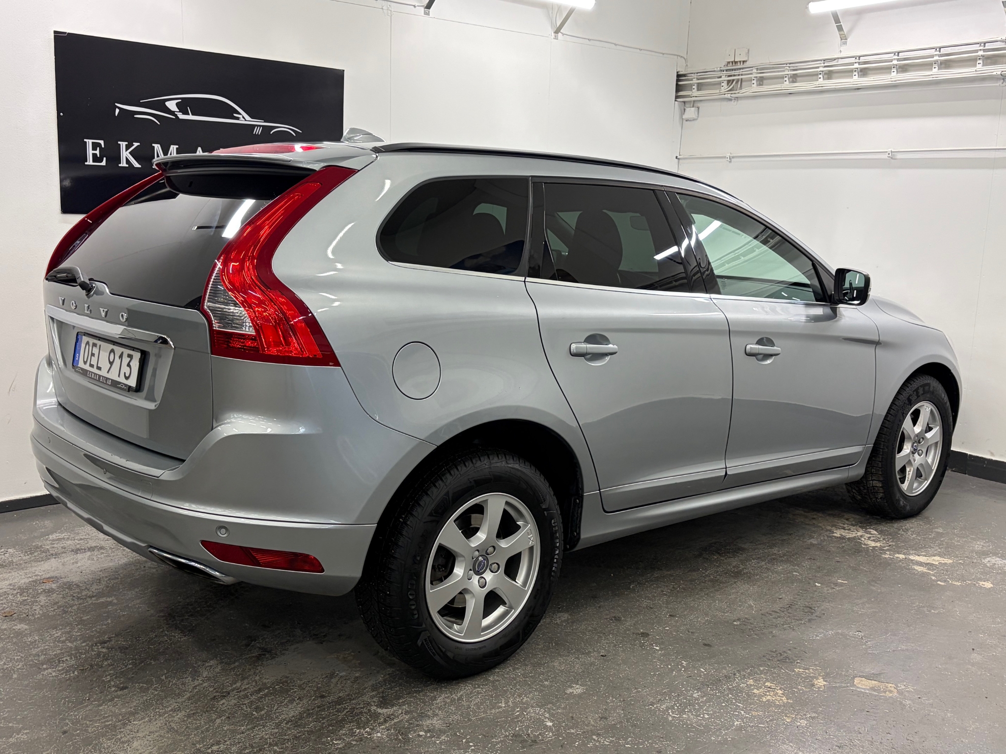 Volvo XC60 D4 G-tronic Classic, Momentum 2017, bild 4/56