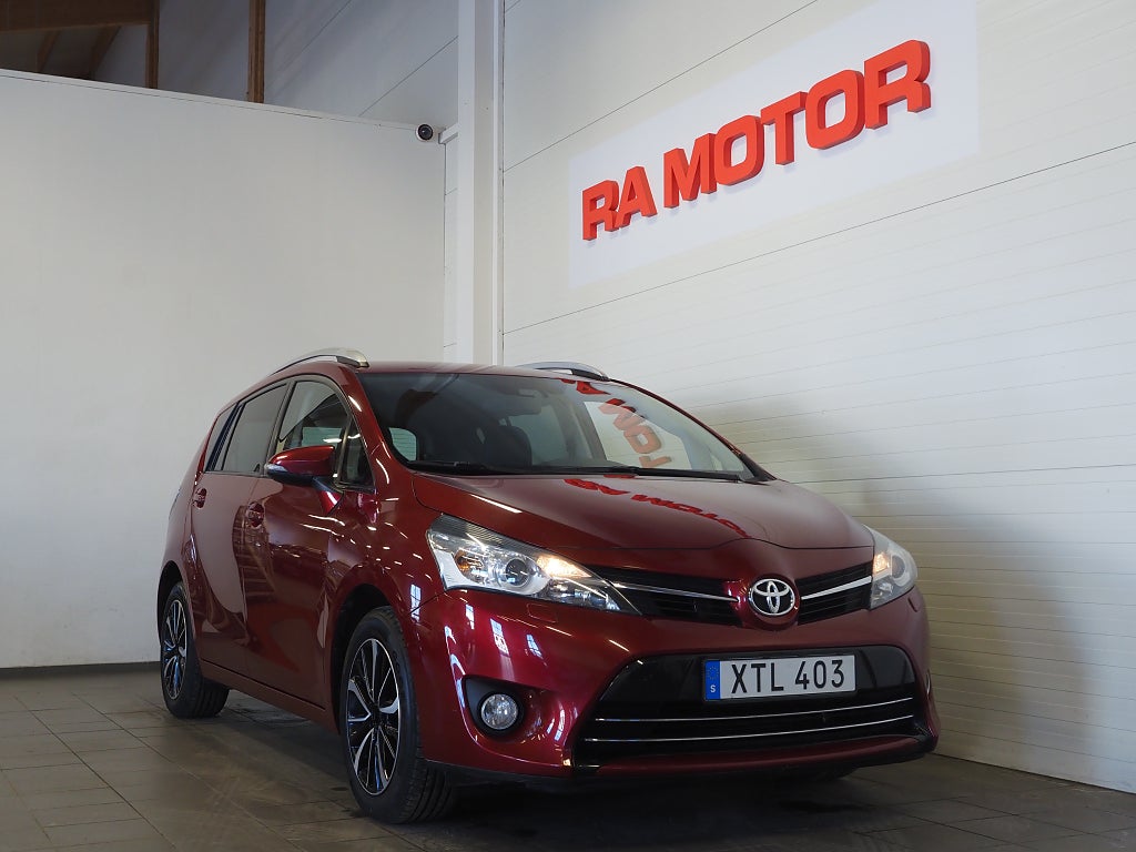 Toyota Verso 1.8 Valvematic Intense Edition 7-sits Kamera Halvskinn 2017