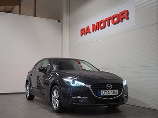 Halvkombi Mazda 3