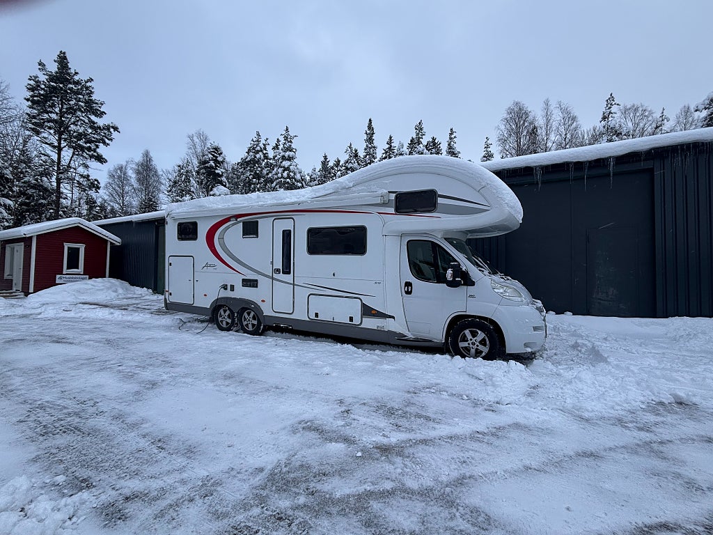Bürstner 747 Argos Hyd-Stödben / AC / Drag /Kamkedja