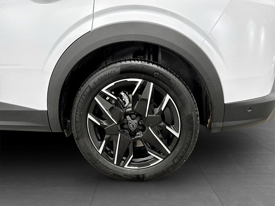 Bild på Peugeot 5008 GT Ultimate Hybrid 145hk Aut - 7-SITS,ELSTOL,DRAG