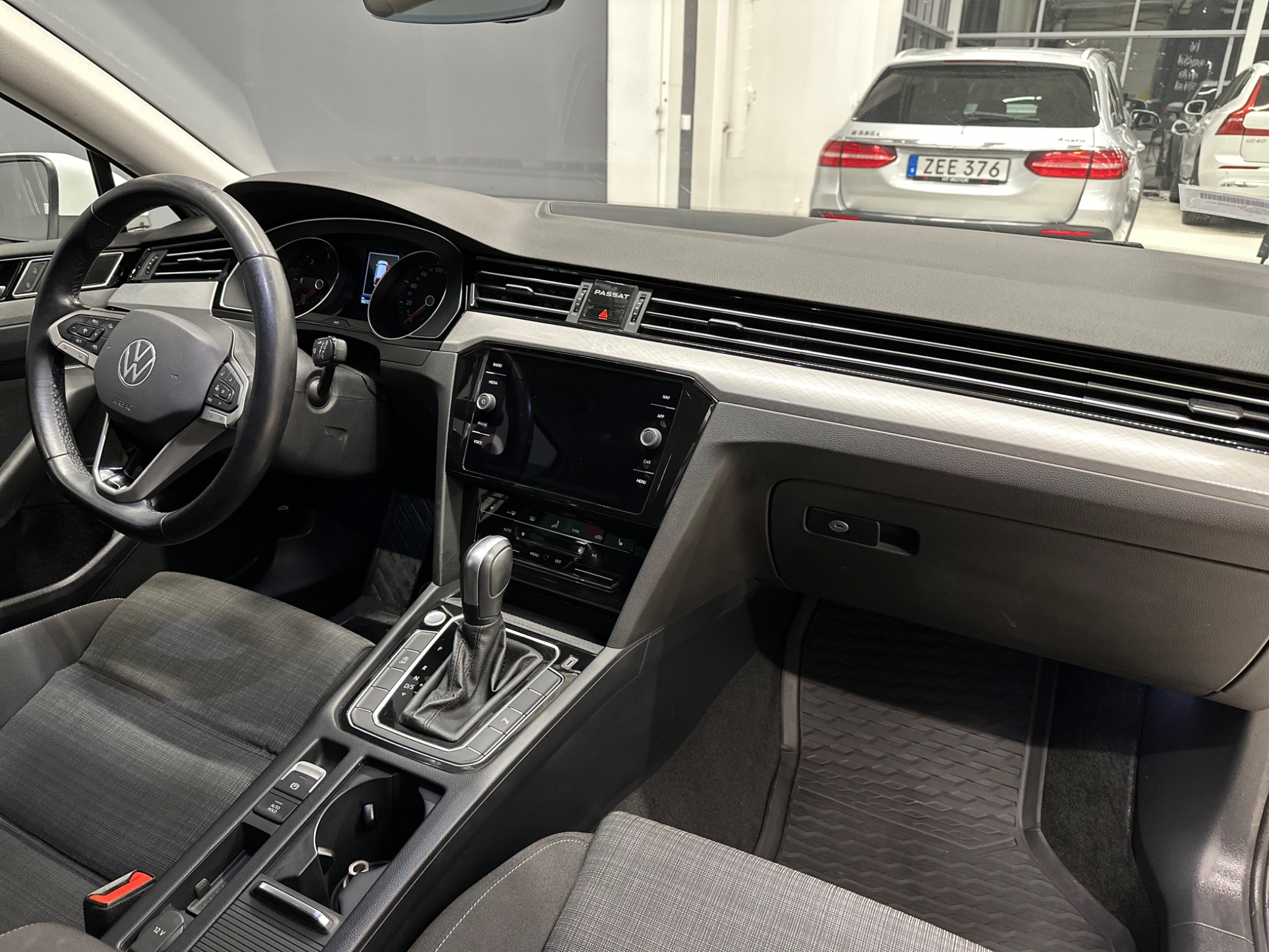 Volkswagen Passat 2022, bild 7/39