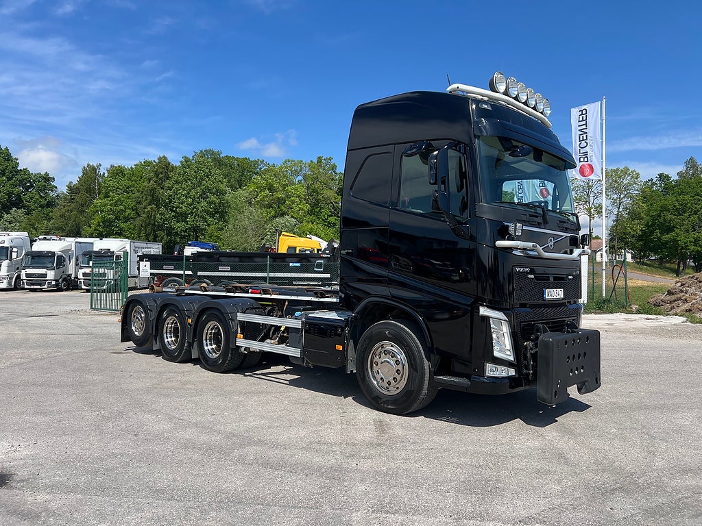 Volvo FH13 500 8x4*4 Tridem Lastväxlare Fullt Plogutrustad
