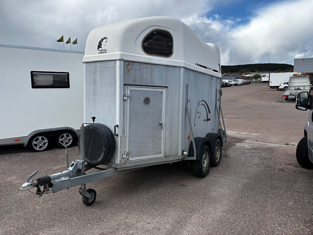 CHEVAL LIBERTE GOLD Pullman