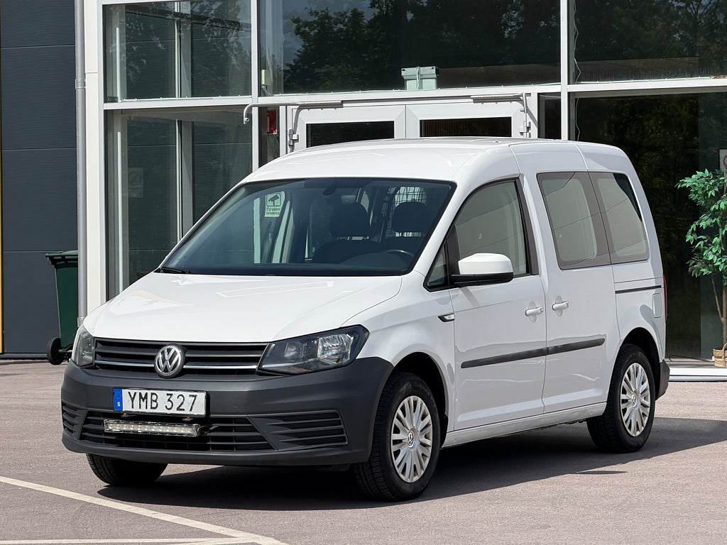 Volkswagen Caddy Life 2.0 102 hk TDI BMT Euro 6/5sits/Värmare/en ägare