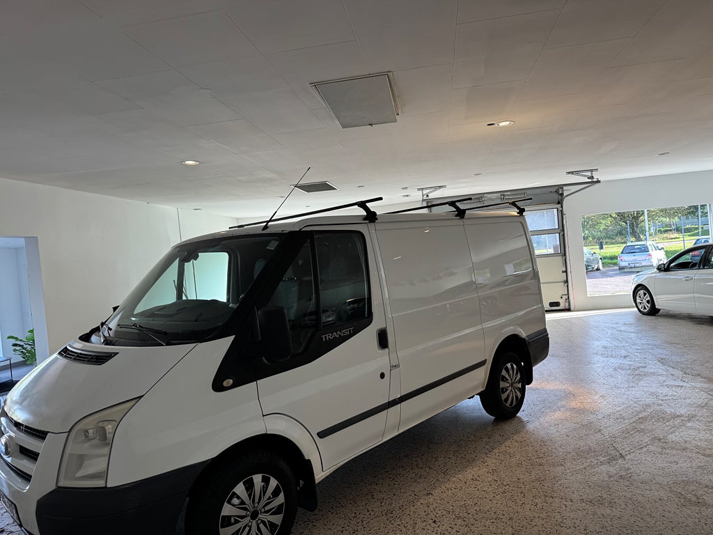 Ford transit  2.2tdci drag t260 ny servad  välvårdad 