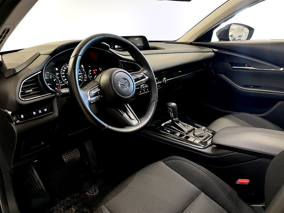 Bild på Mazda CX-30 Sky 2.0 e-SKYACTIV-G M Aut B-KAMERA RATTVÄRME