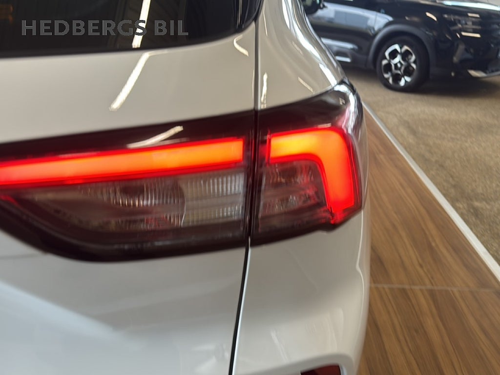 Ford Kuga Titanium 2.5 PHEV 224HK thumbnail
