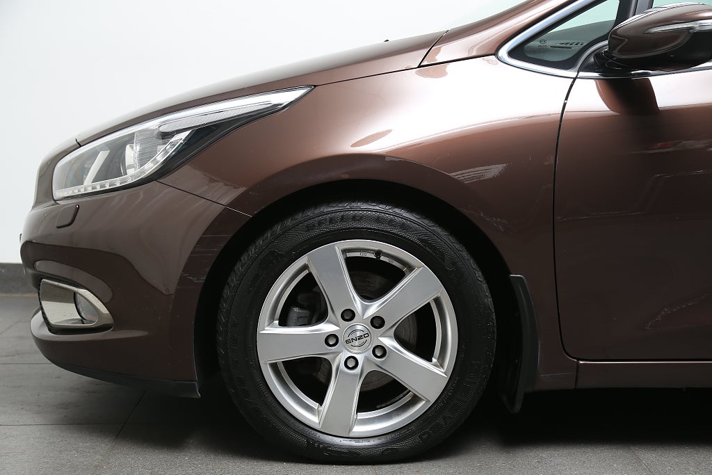 Kia Ceed 1,6 GDI 135hk EX Komfort 5D Motorvärmare 2013