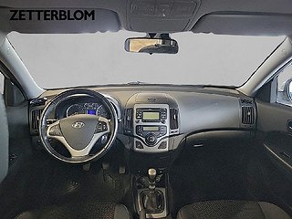 Halvkombi Hyundai i30 10 av 13